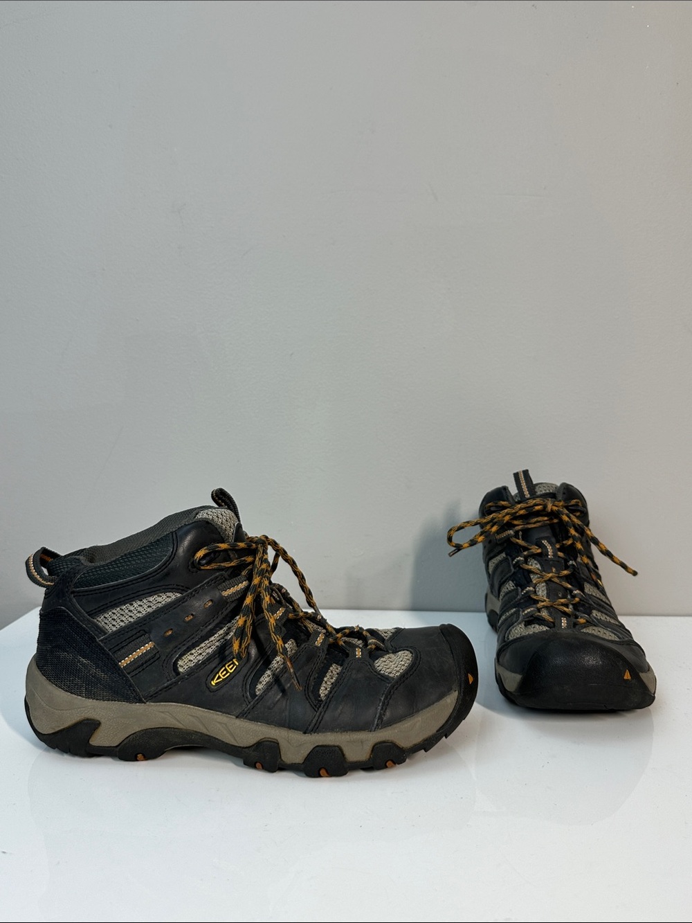 Keen Koven Mid Waterproof Hiking Boots Mens Size 8.5 Gorpcore Outdoor